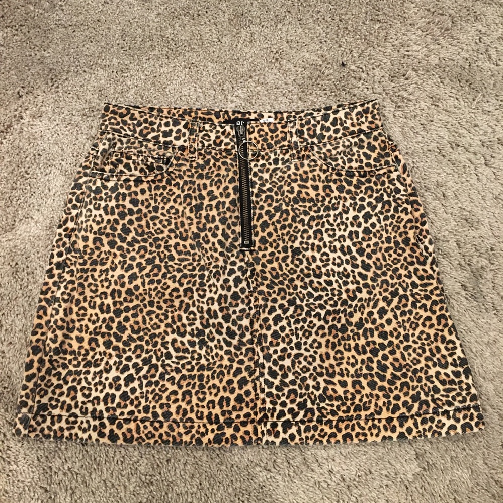 Urban outfitters leopard print skirt